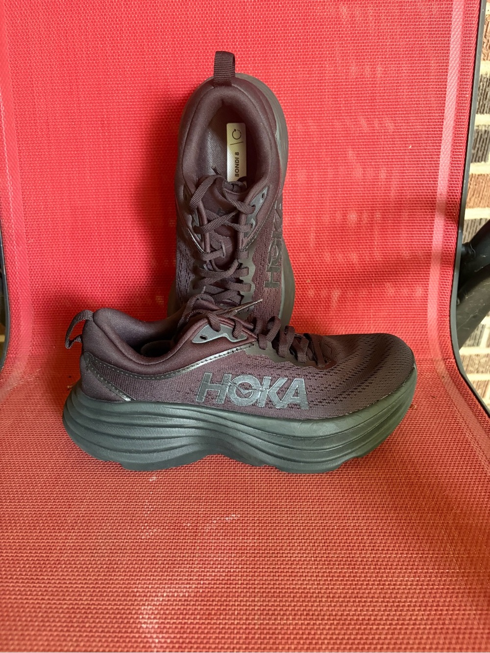 Hoka Bondi 8 women’s Triple BlackAthletic Running Shoes with Black Midsole Sz 6